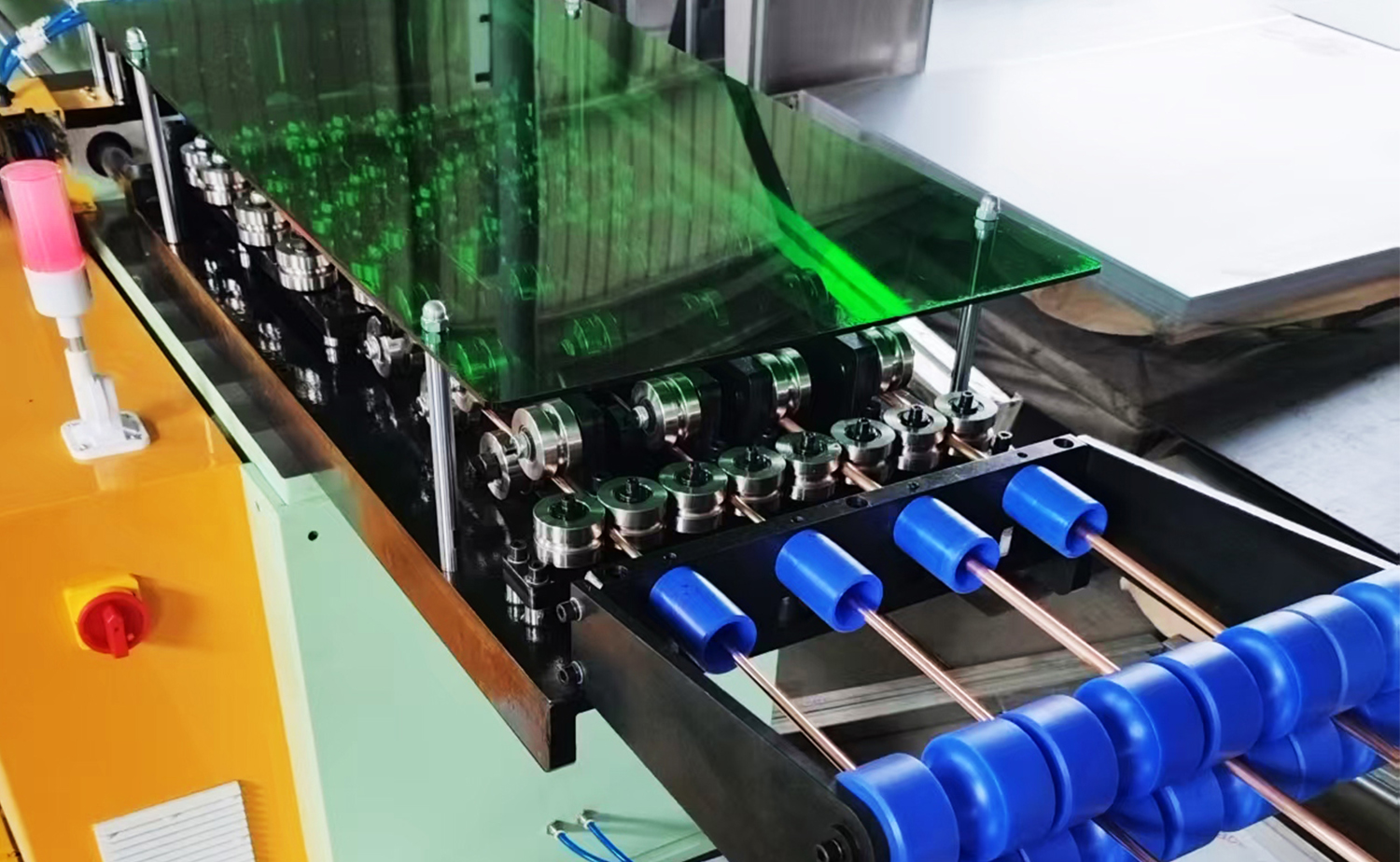 SC-4-1000A เครื่องตัดท่อแบบไม่มีเศษอัตโนมัติ