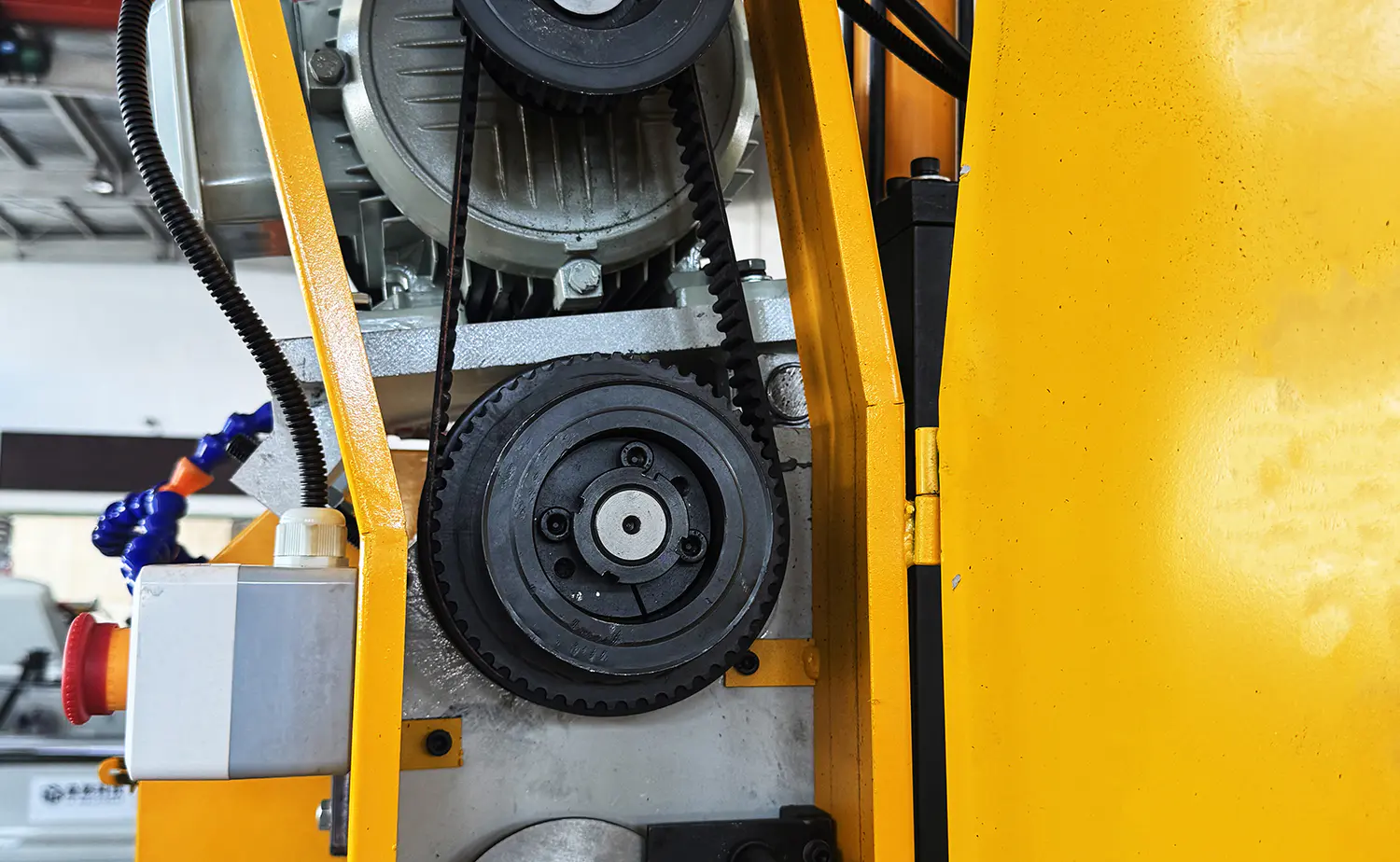 เครื่องตัดท่อให้อาหารเซอร์โวอัตโนมัติซีรีส์ CNC