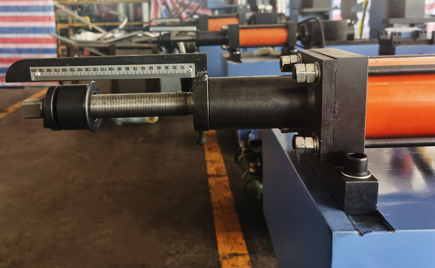 TM40 เครื่องขึ้นรูปปลายท่อหัวเดียวอัตโนมัติประสิทธิภาพสูง TM40 เครื่องขึ้นรูปปลายท่อหัวเดียวอัตโนมัติประสิทธิภาพสูง