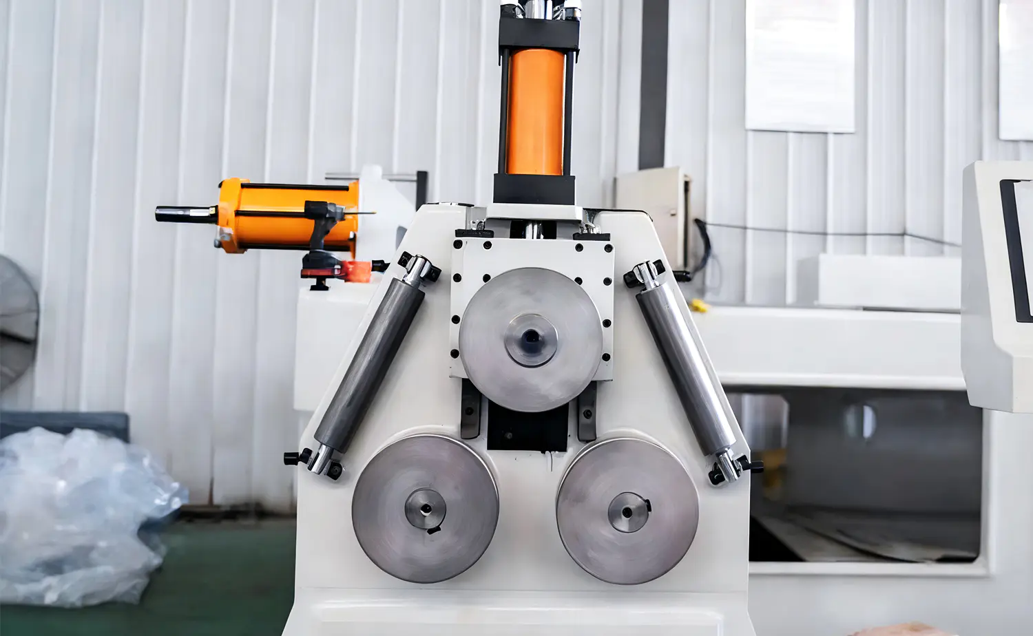 เครื่องดัดท่อ CNC ความแม่นยำสูง เครื่องดัดท่อ CNC ความแม่นยำสูง