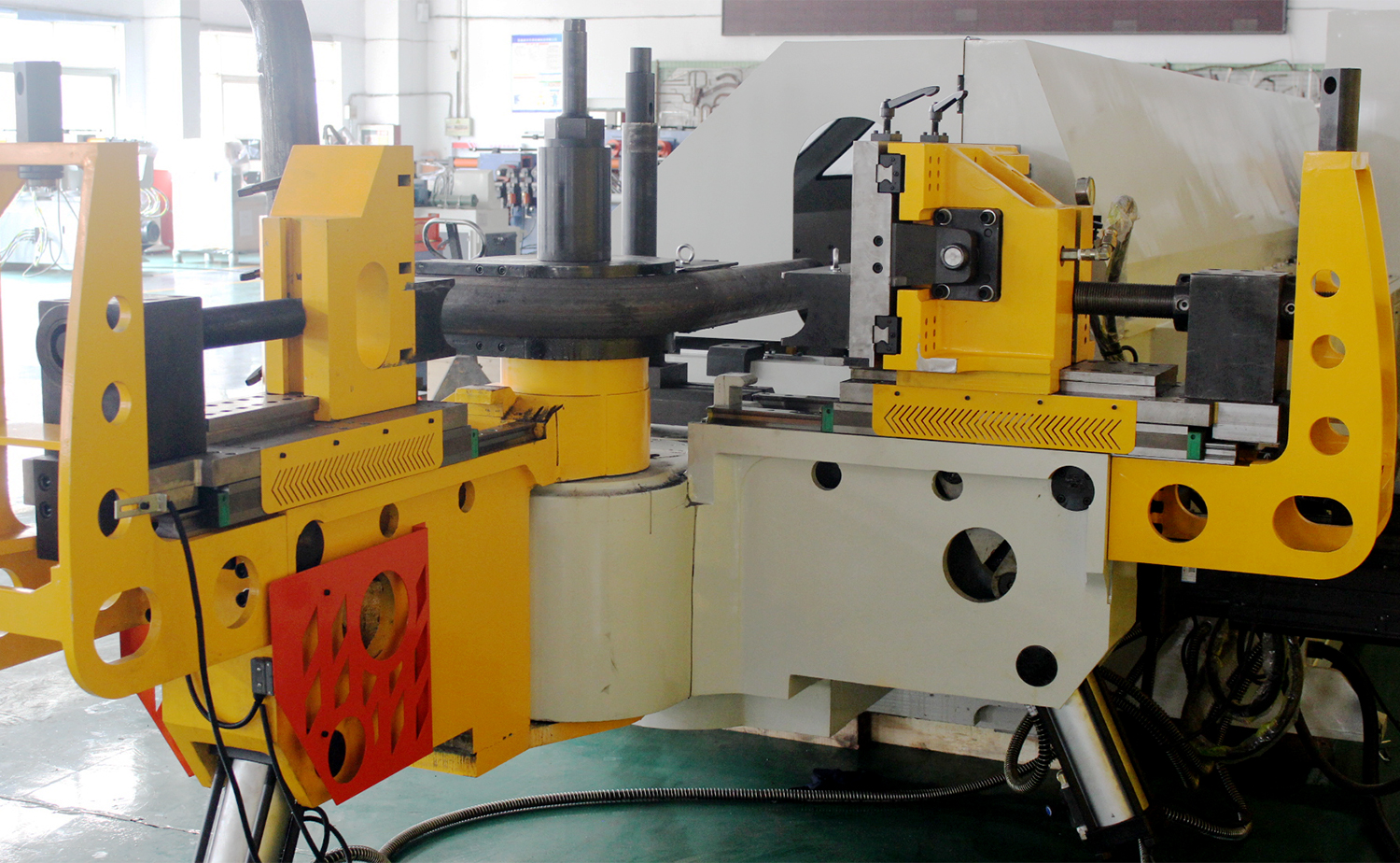 CNC M Series เครื่องดัดท่อหลายรัศมีอัตโนมัติเต็มรูปแบบ