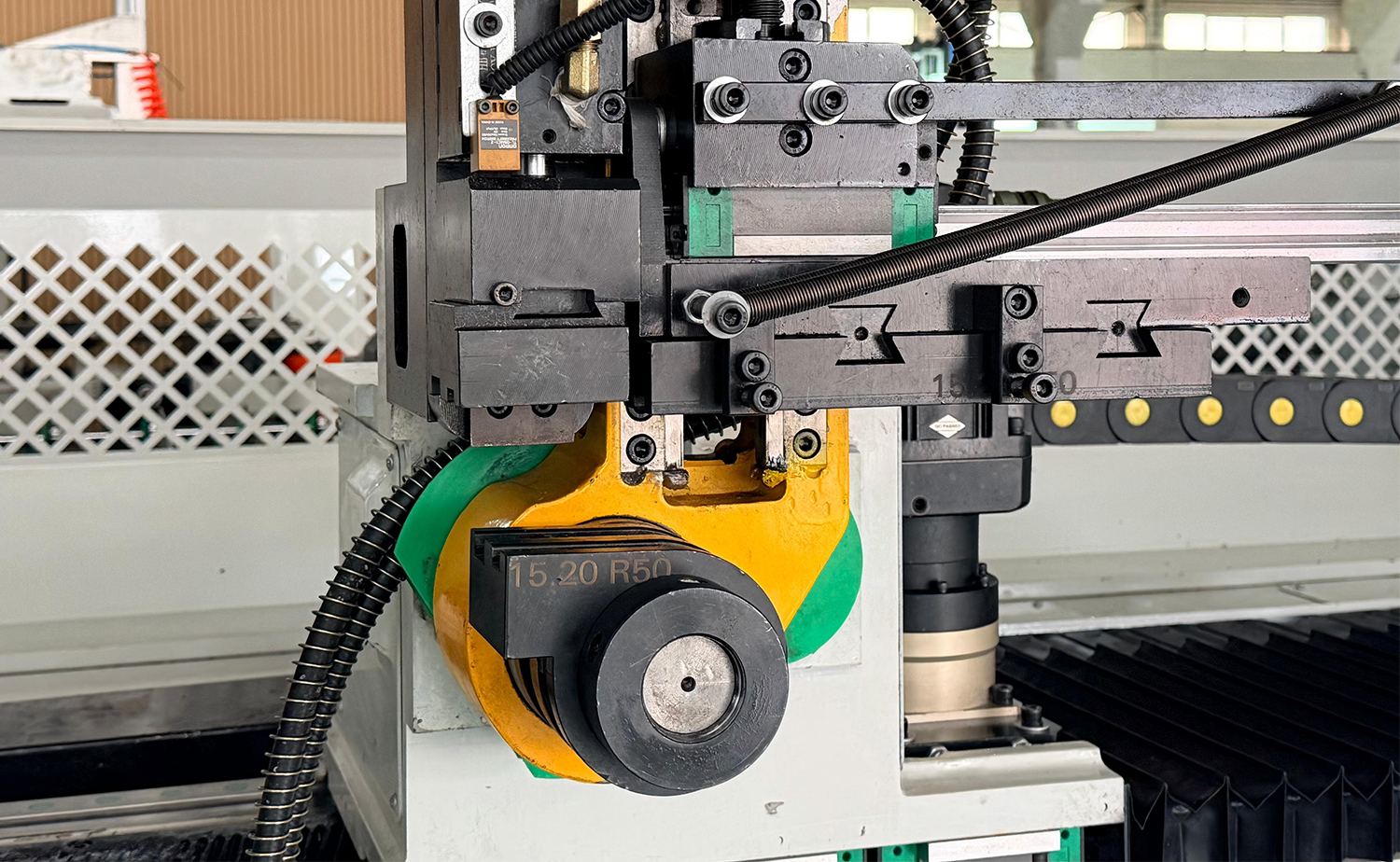 DB CNC เครื่องดัดท่อหัวคู่ DB CNC เครื่องดัดท่อหัวคู่