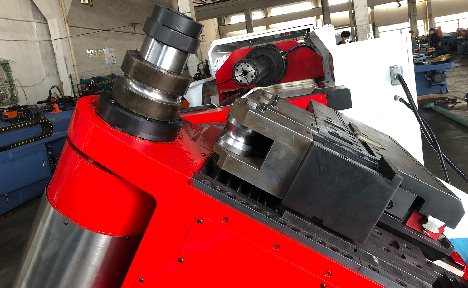 เครื่องดัดท่อหัวโรตารี CNC - สองทิศทาง